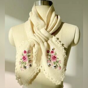 Vintage Inspired Knit scarf winter embroidered off white flowers NEW